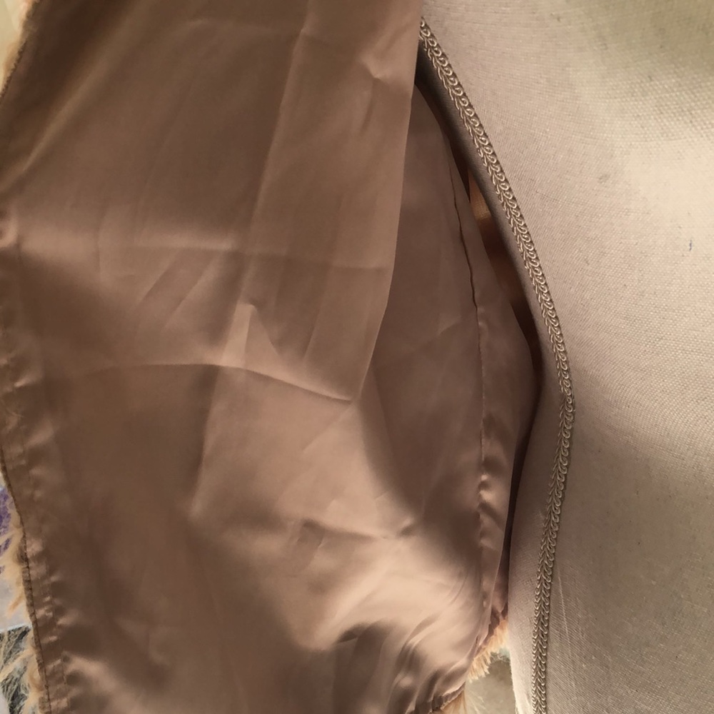 Fuzzy Coat - Picture 5 of 6